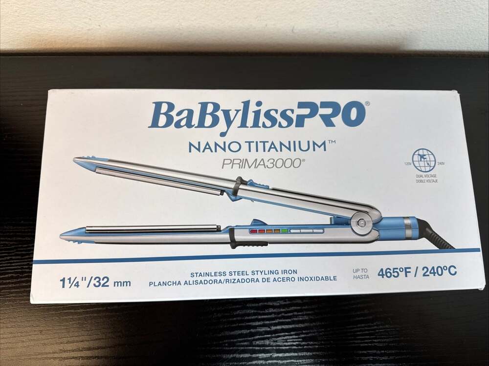 BaBylissPRO Nano Titanium Prima3000 1¼" Ionic Flat Iron